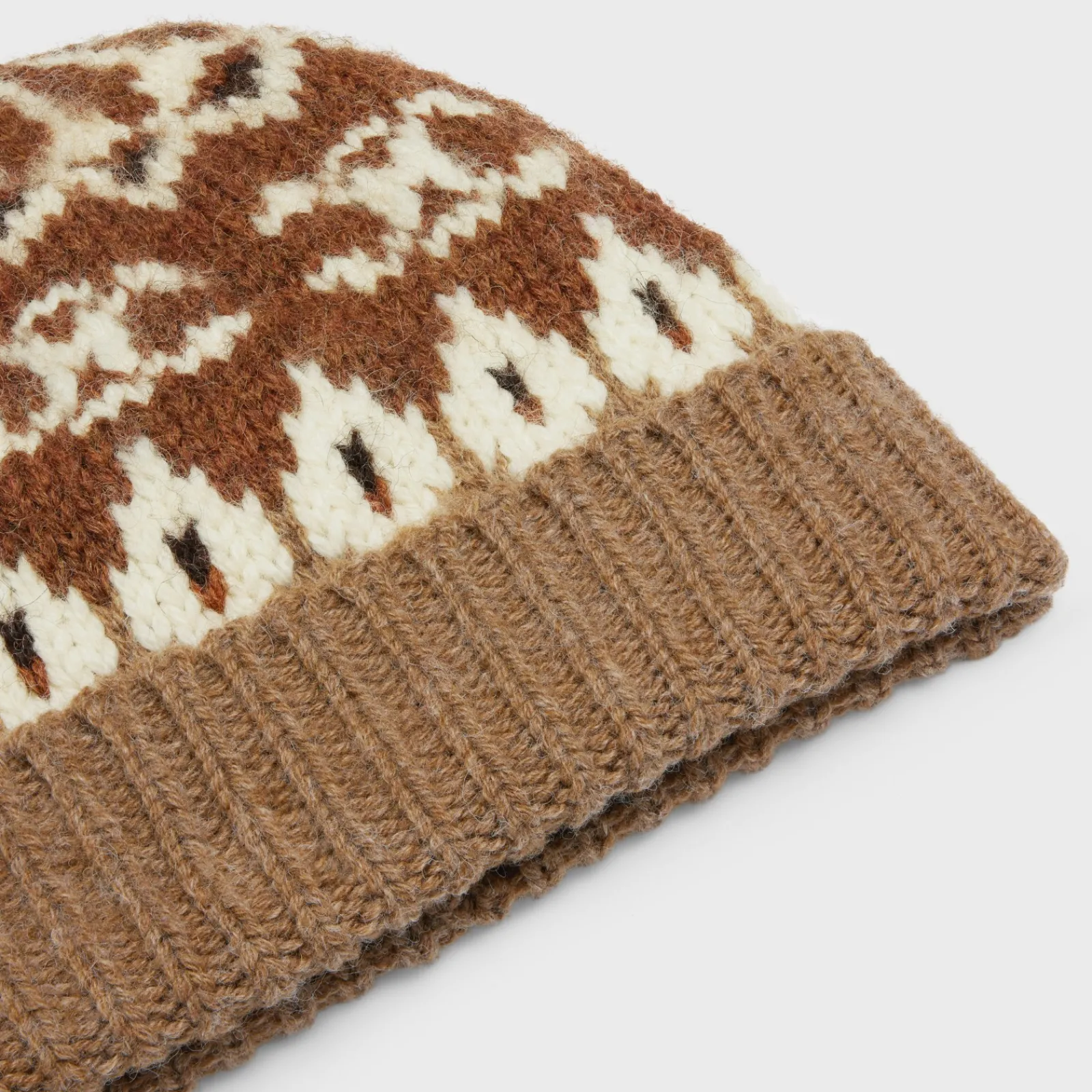 Discount beanie in triomphe fair isle wool Women Beanies And Scarves