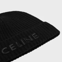 Hot beanie in monochromic wool Hats And Soft Accessories