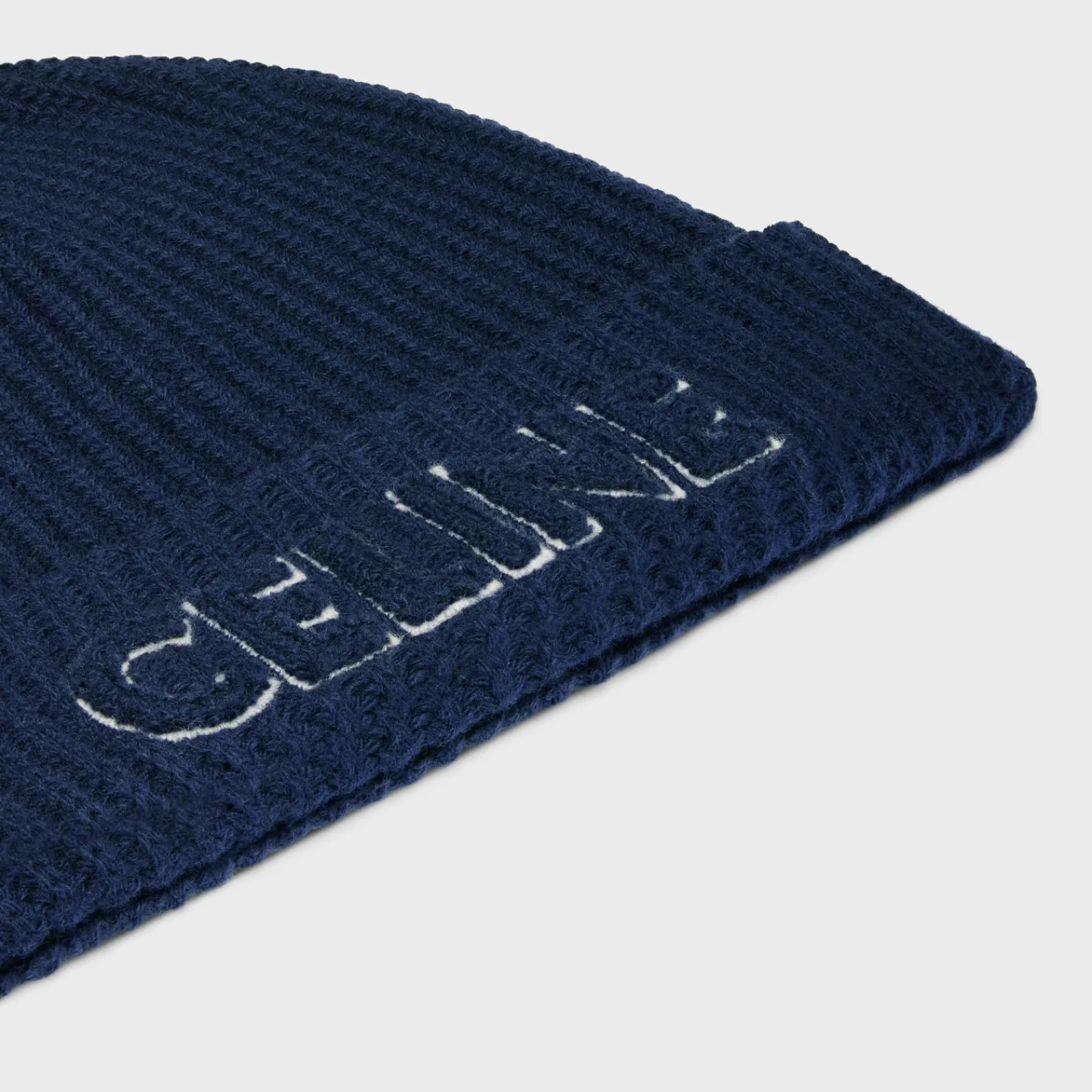 Hot beanie in wool Hats And Soft Accessories