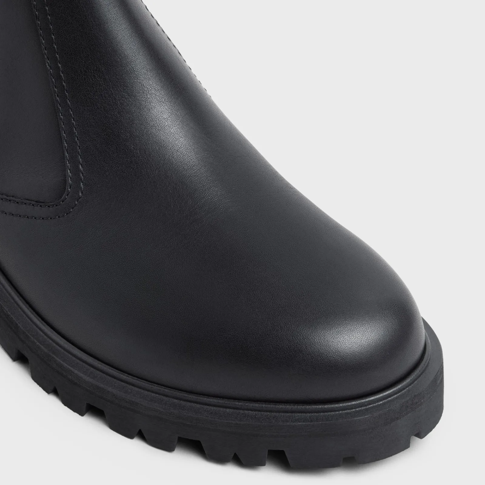 Discount MARGARET CHELSEA BOOT in SHINY BULL Boots