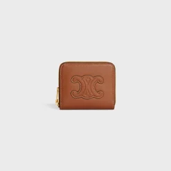 Fashion COMPACT ZIPPED WALLET CUIR TRIOMPHE IN SMOOTH CALFSKIN Women More Lines·Cuir Triomphe | Categories·Wallets