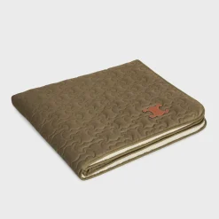 Outlet Dog blanket in quilted gabardine textile and wool Dog Accessories