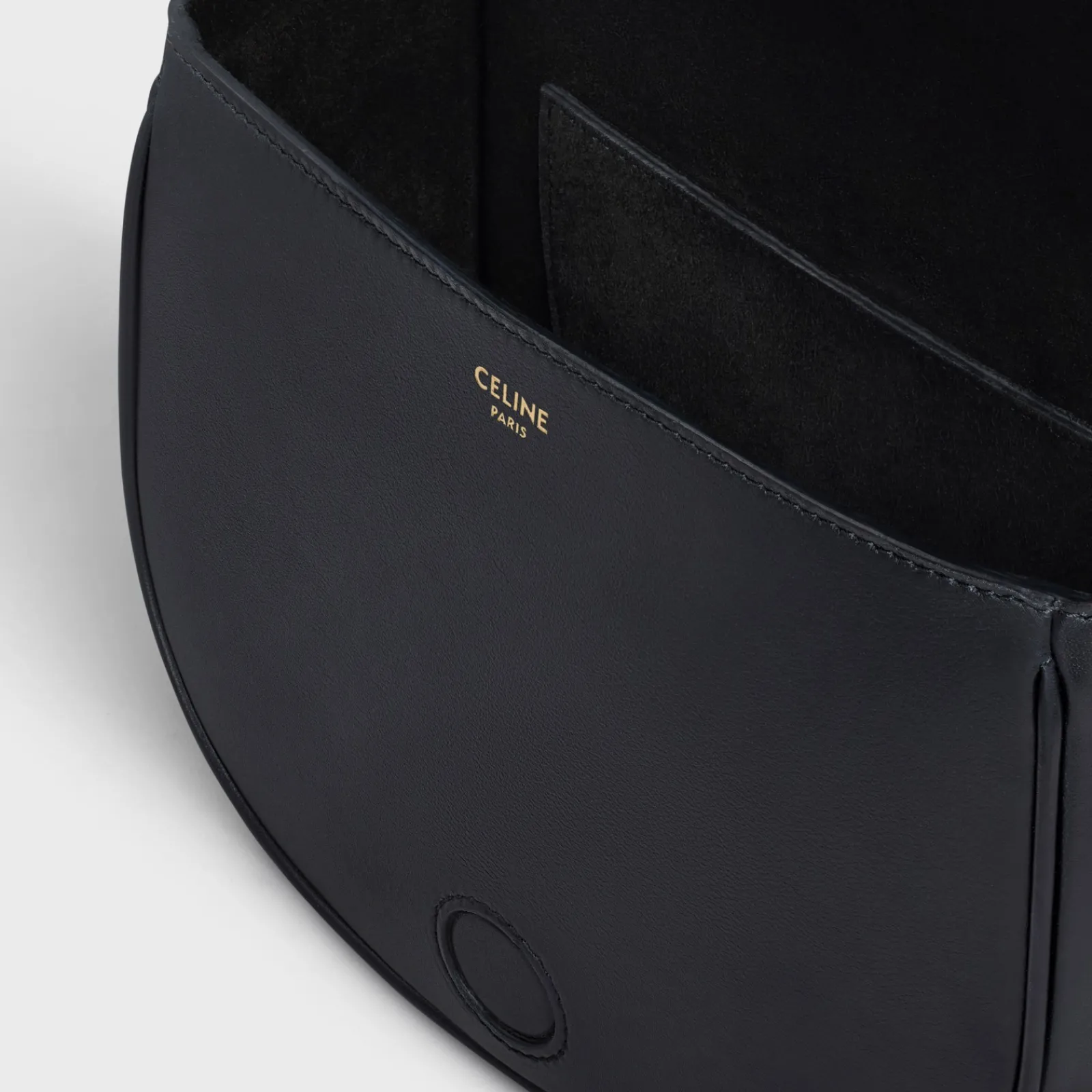 Sale FOLCO CUIR TRIOMPHE in Smooth Calfskin Women More Lines·Cuir Triomphe | Categories·Cross-Body Bags