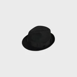 New HAT IN FELT Hats And Soft Accessories