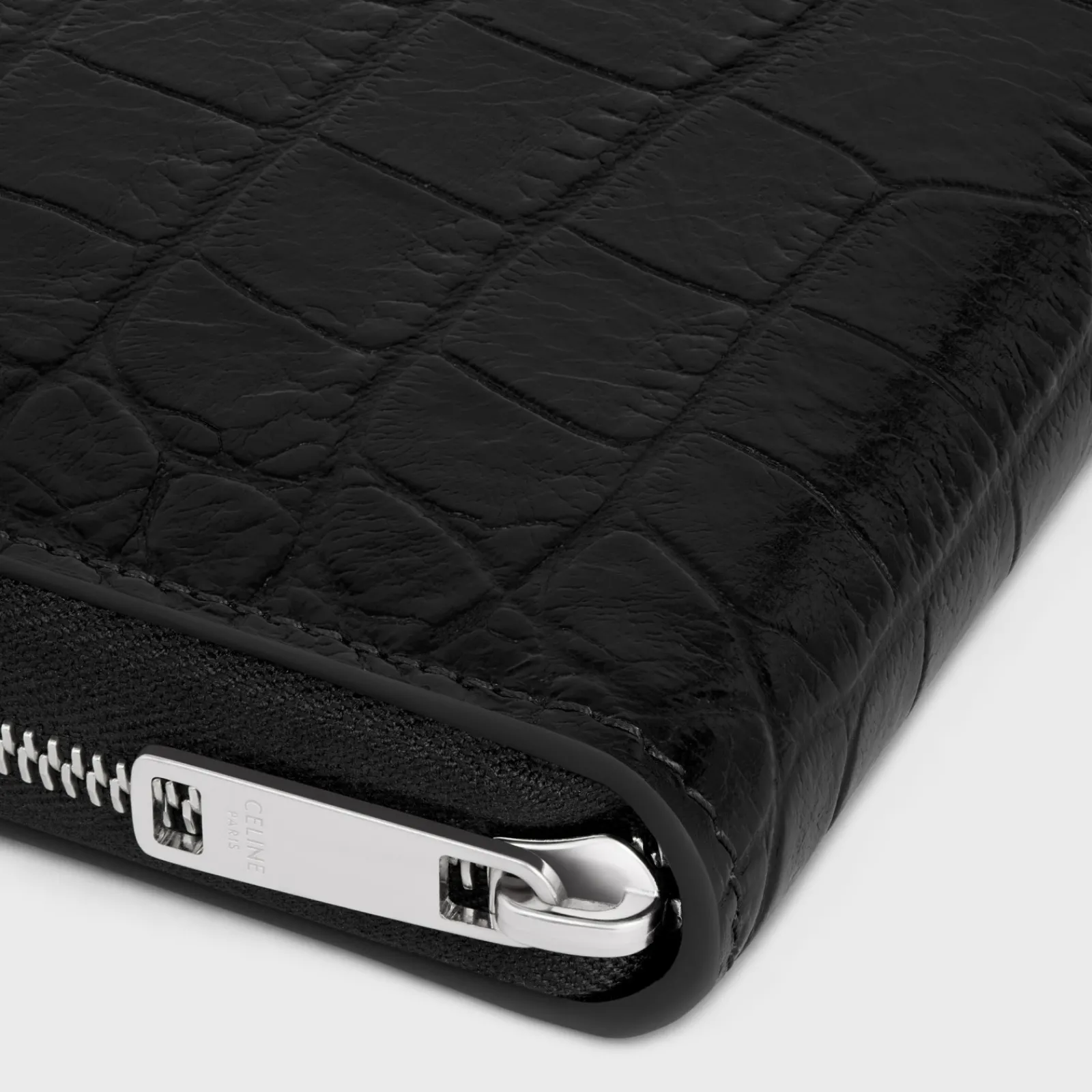 Sale Large zipped wallet in Crocodile Embossed Calfskin Essentials | Categories·Allets