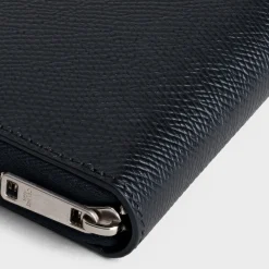 Online Large zipped wallet in Grained calfskin Essentials | Categories·Allets