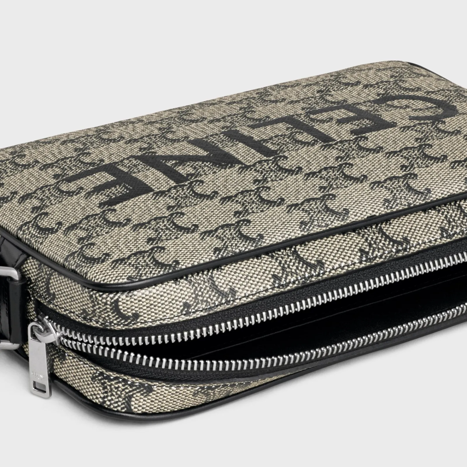 Hot Medium Messenger Bag in TRIOMPHE CANVAS WITH PRINT Triomphe Canvas | Categories·Cross-Body Bags