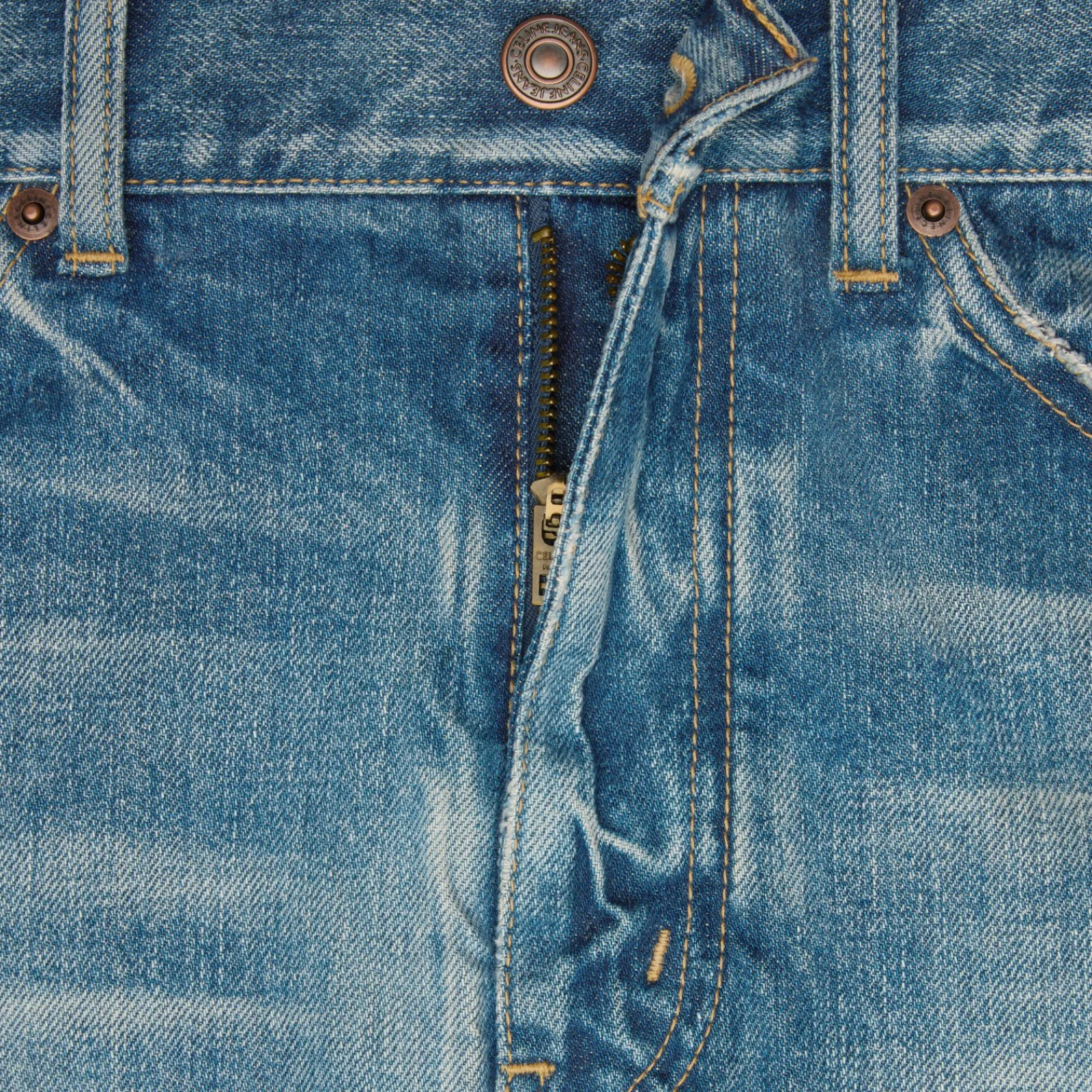 Outlet skate shorts in electric sky wash denim Women Pants And Shorts | Denim