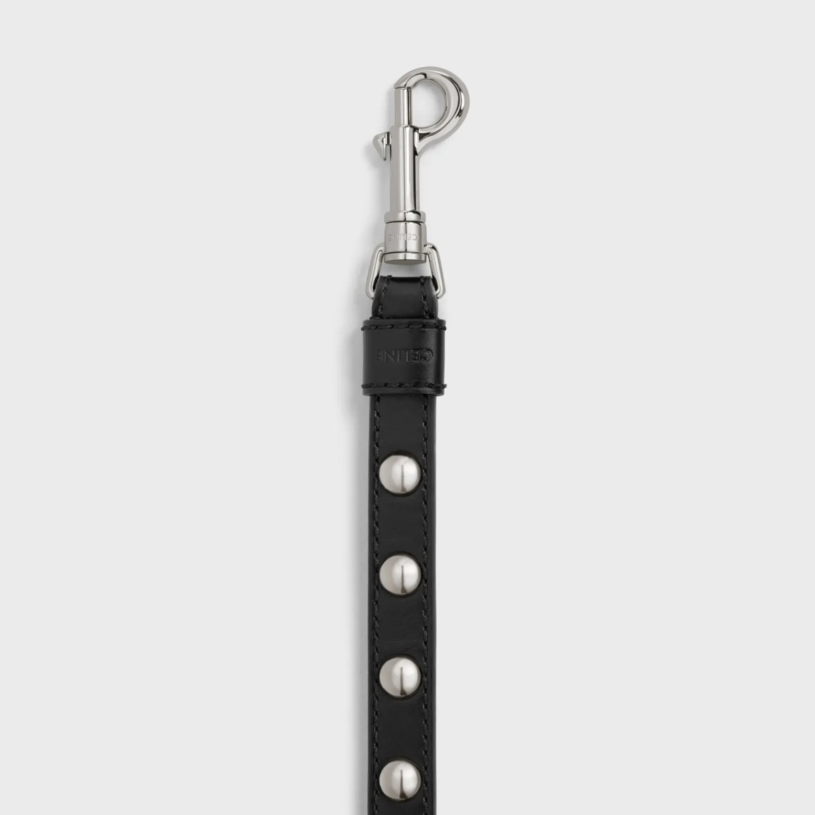 Discount Thin Dog Leash in Smooth Calfskin with Studs Dog Accessories
