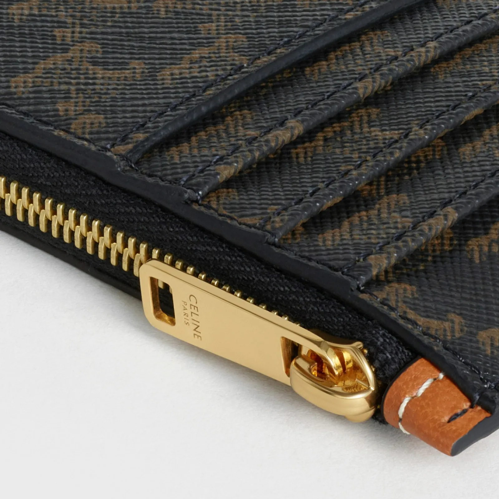 Fashion Zipped card holder in Triomphe Canvas and Lambskin Triomphe Canvas | Essentials